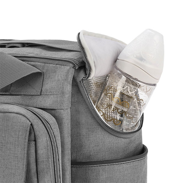 bagaj ve çantalar, çanta, deri, sırt çantası içeren bir resimAçıklama otomatik olarak oluşturuldu
